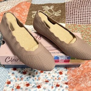 Skechers Women's Cleo Brown slip on.